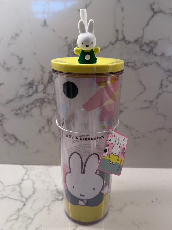 Starbucks Other - NWT Miffy x Starbucks 24oz tumbler with straw topper